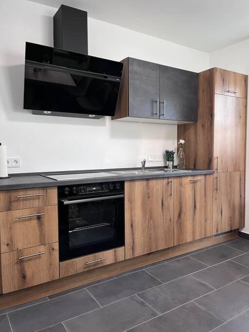 Modern Und Rustikal Mit Kamin Ferienwohnung Kohlert Bad Berleburg Εξωτερικό φωτογραφία